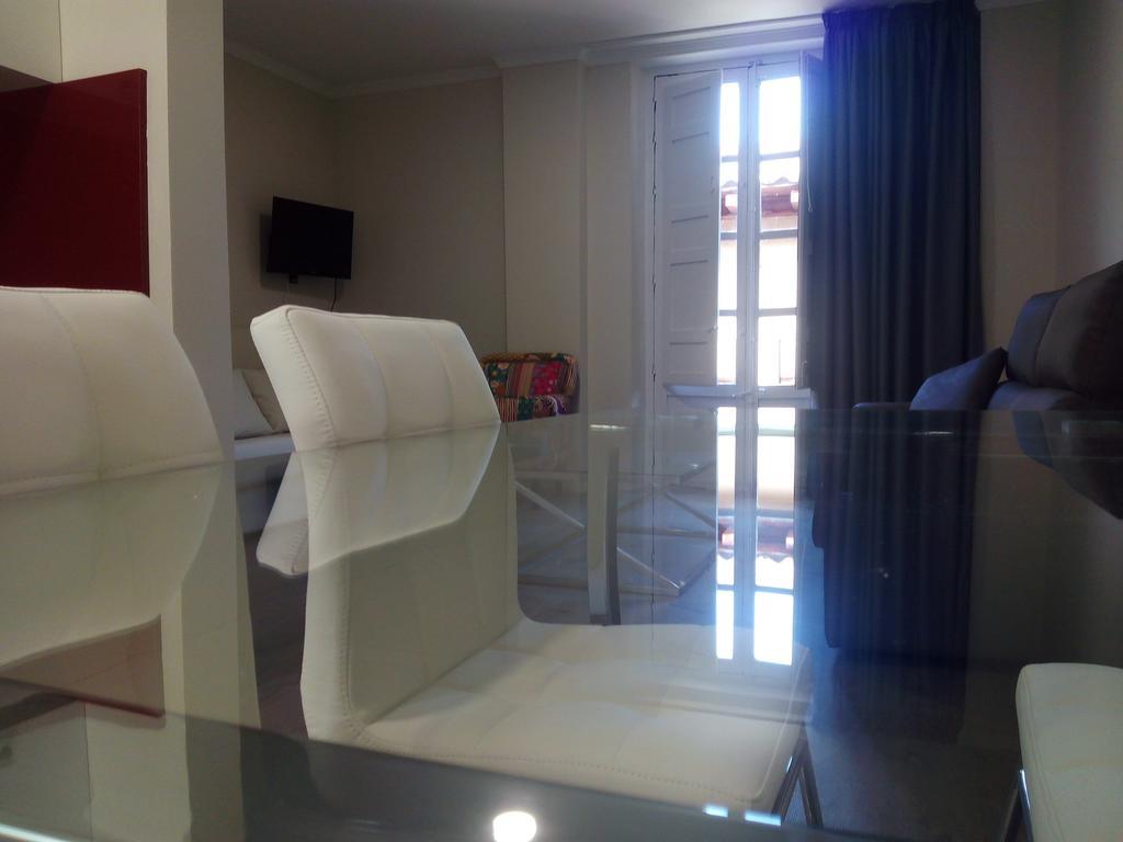 Apartamentos Valentina Deluxe 3000 Γρανάδα Δωμάτιο φωτογραφία